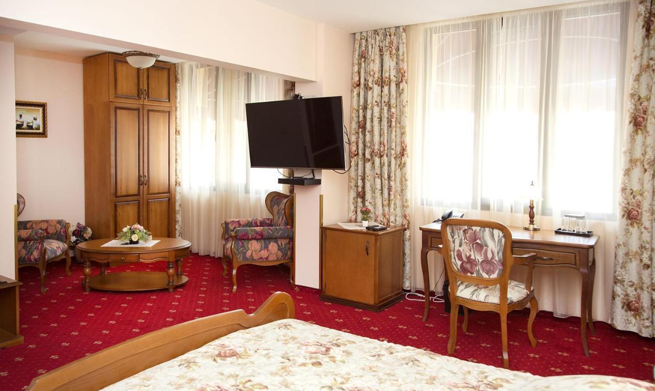 Boutique Hotel Vsk Kentavar Dryanovo  Exterior foto